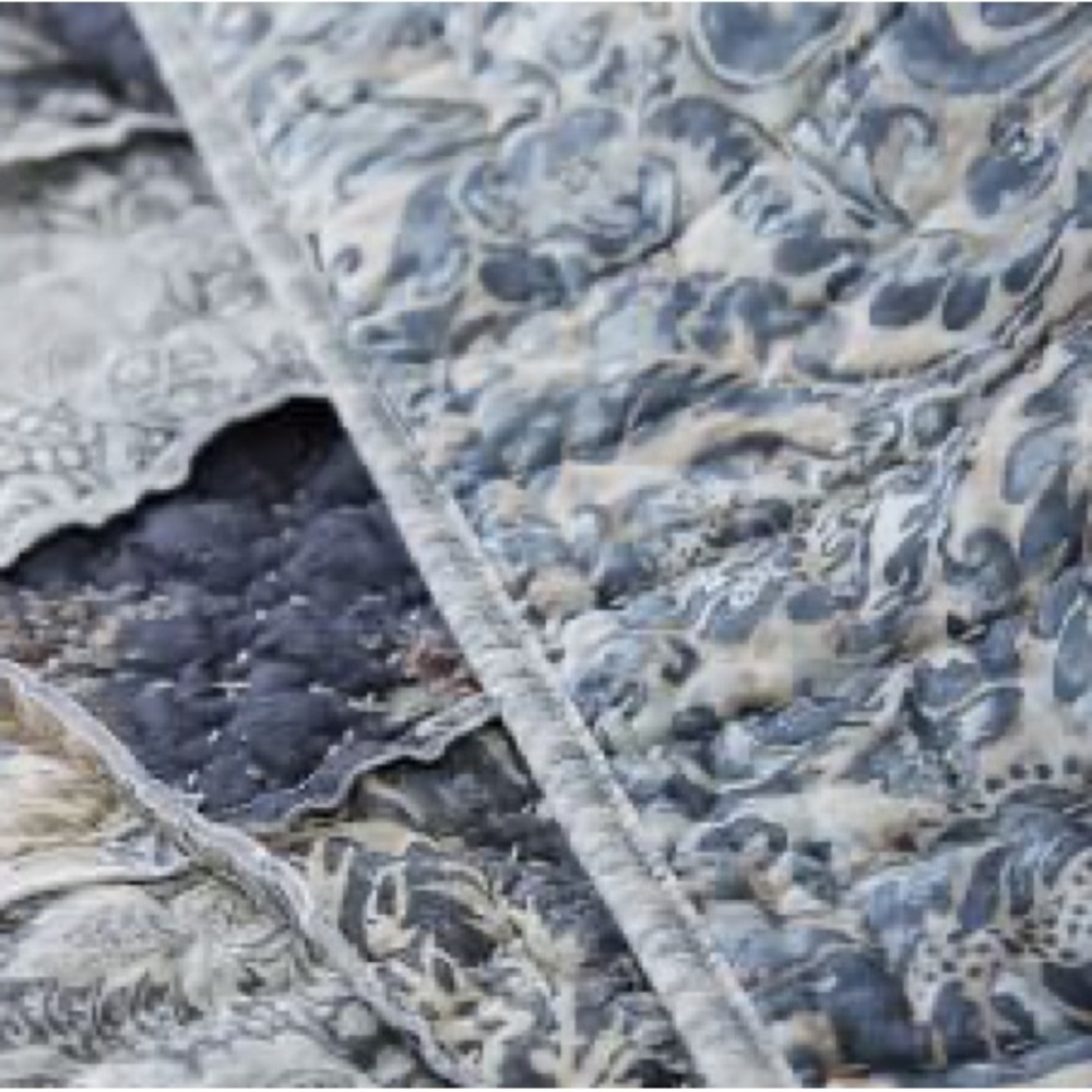 Pottery Barn Delaney Patchwork Quilt, Full/Queen, Blues/Yellow - Picture 5 of 10